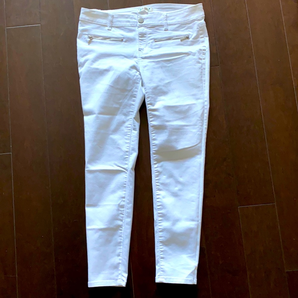 White comfy jeans